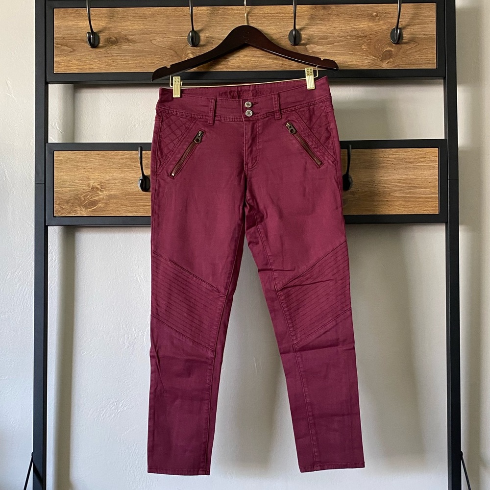 Skinny Cropped Maroon Slacks